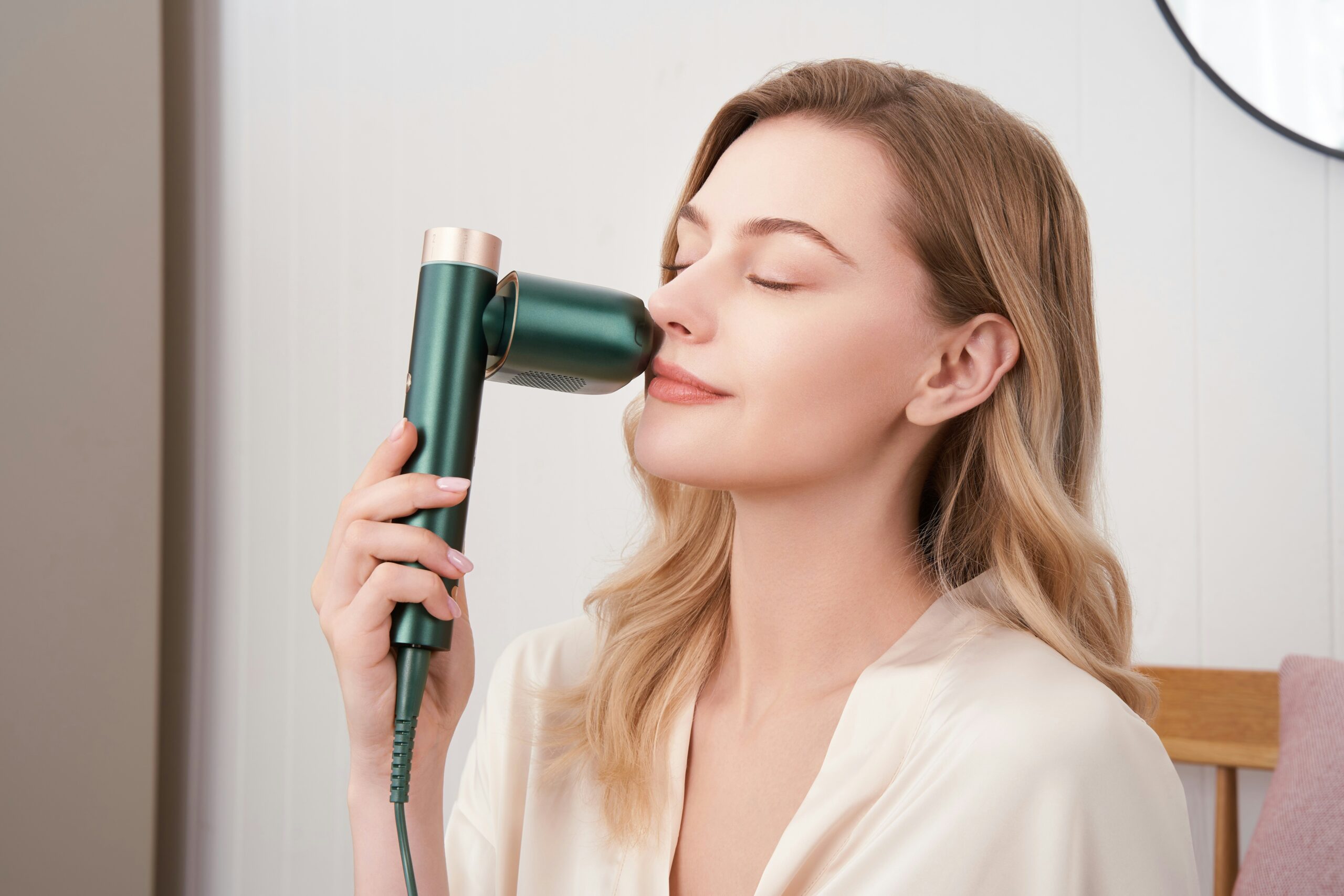 At-Home Laser vs. Clinic Laser: Cost, Safety, and FDA Clearance Explained