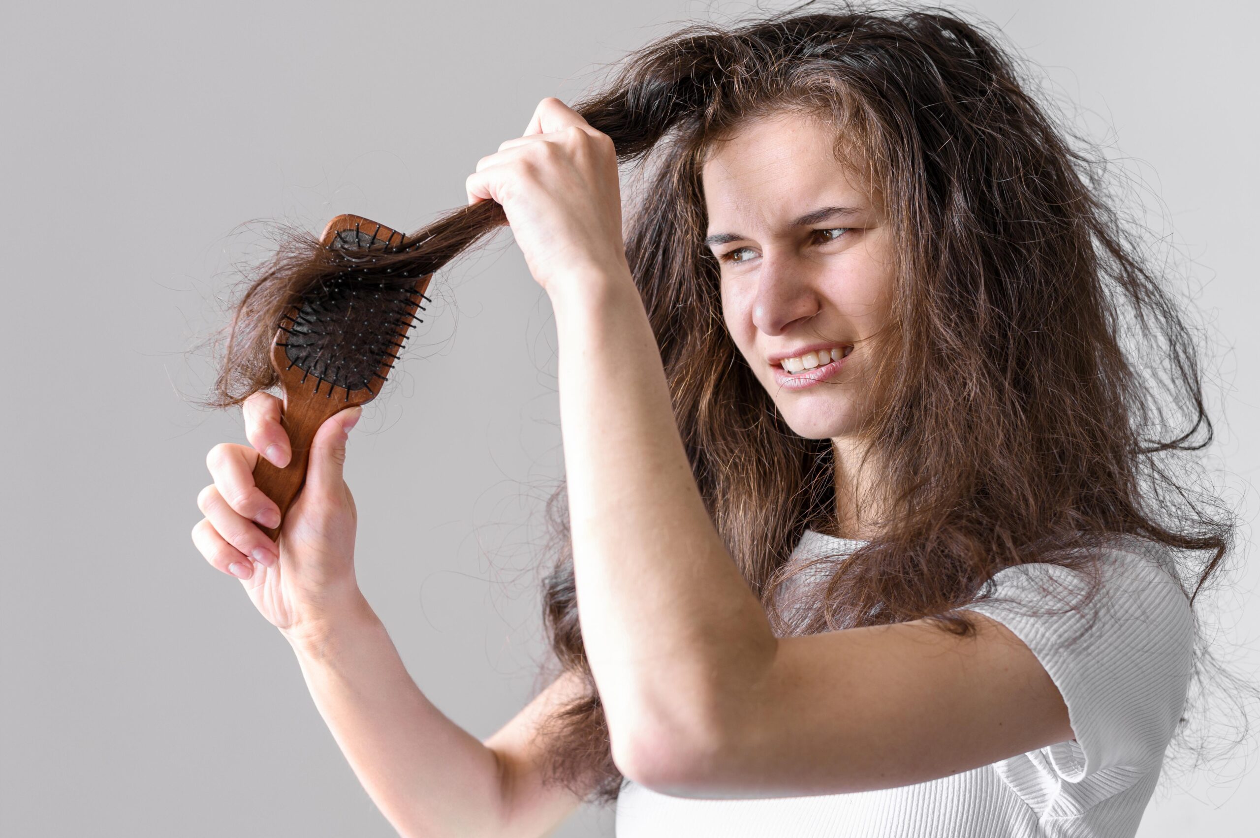 Why Your Hair Is Still Dry Despite Everything You’re Using